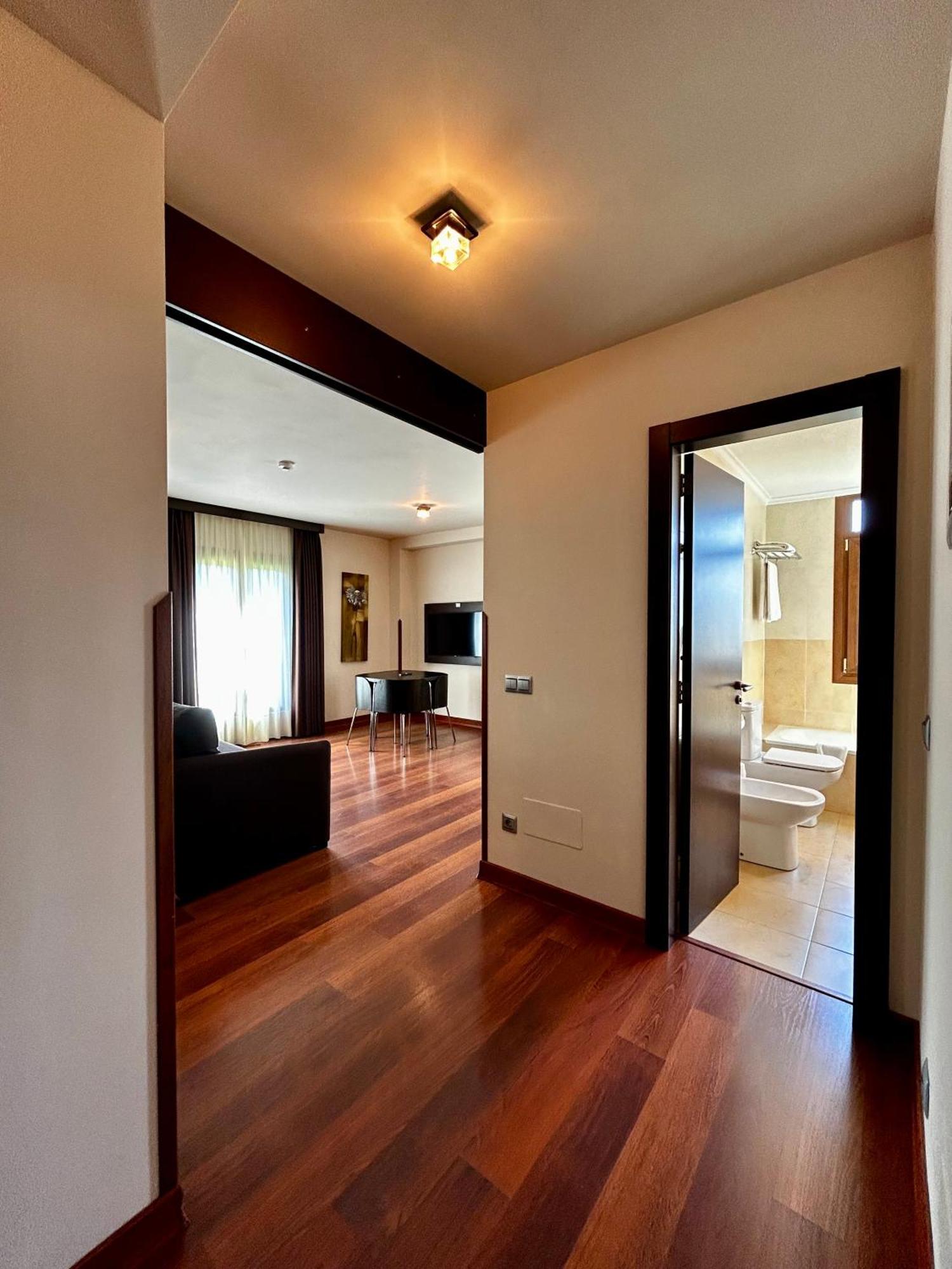 Apartamentos Rurales L'Arquera يانس المظهر الخارجي الصورة