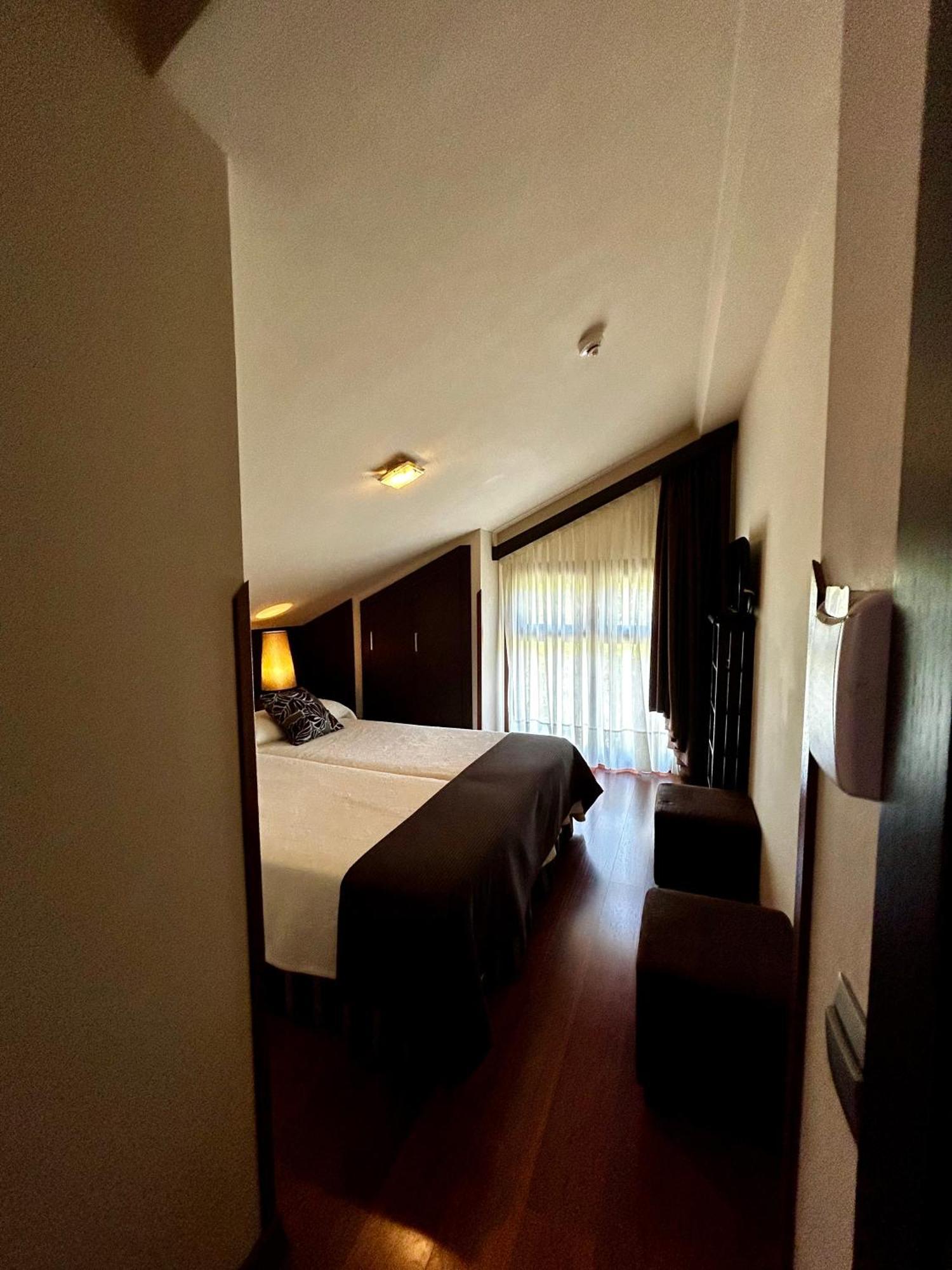 Apartamentos Rurales L'Arquera يانس المظهر الخارجي الصورة