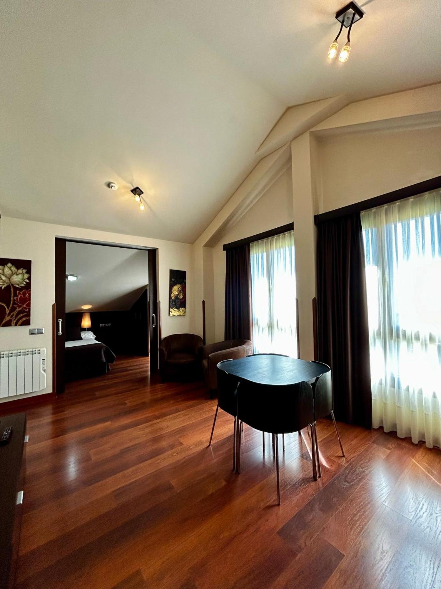 Apartamentos Rurales L'Arquera يانس المظهر الخارجي الصورة
