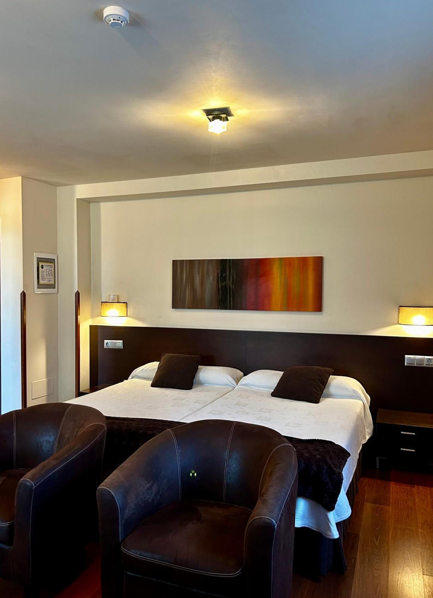 Apartamentos Rurales L'Arquera يانس المظهر الخارجي الصورة