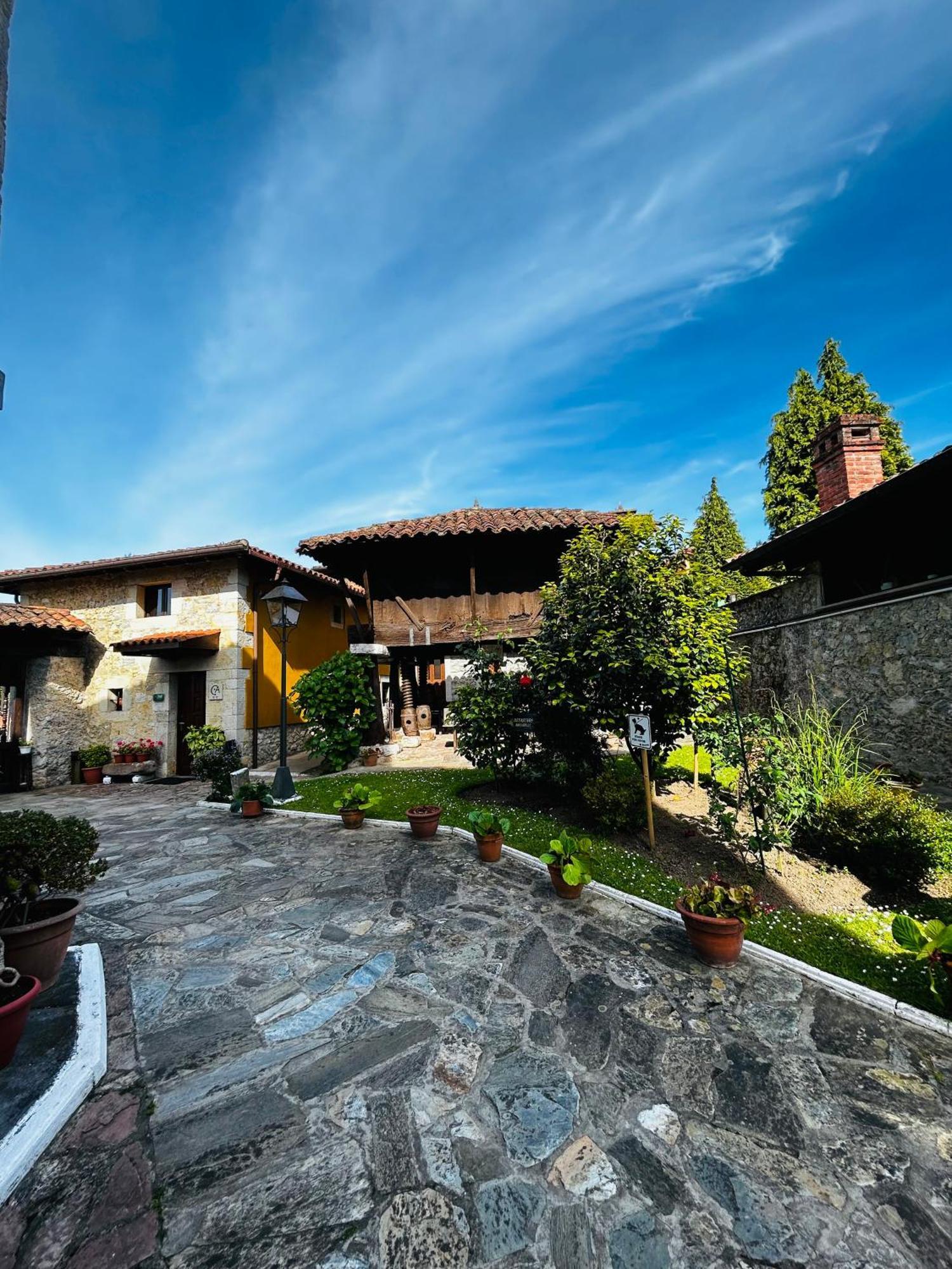 Apartamentos Rurales L'Arquera يانس المظهر الخارجي الصورة