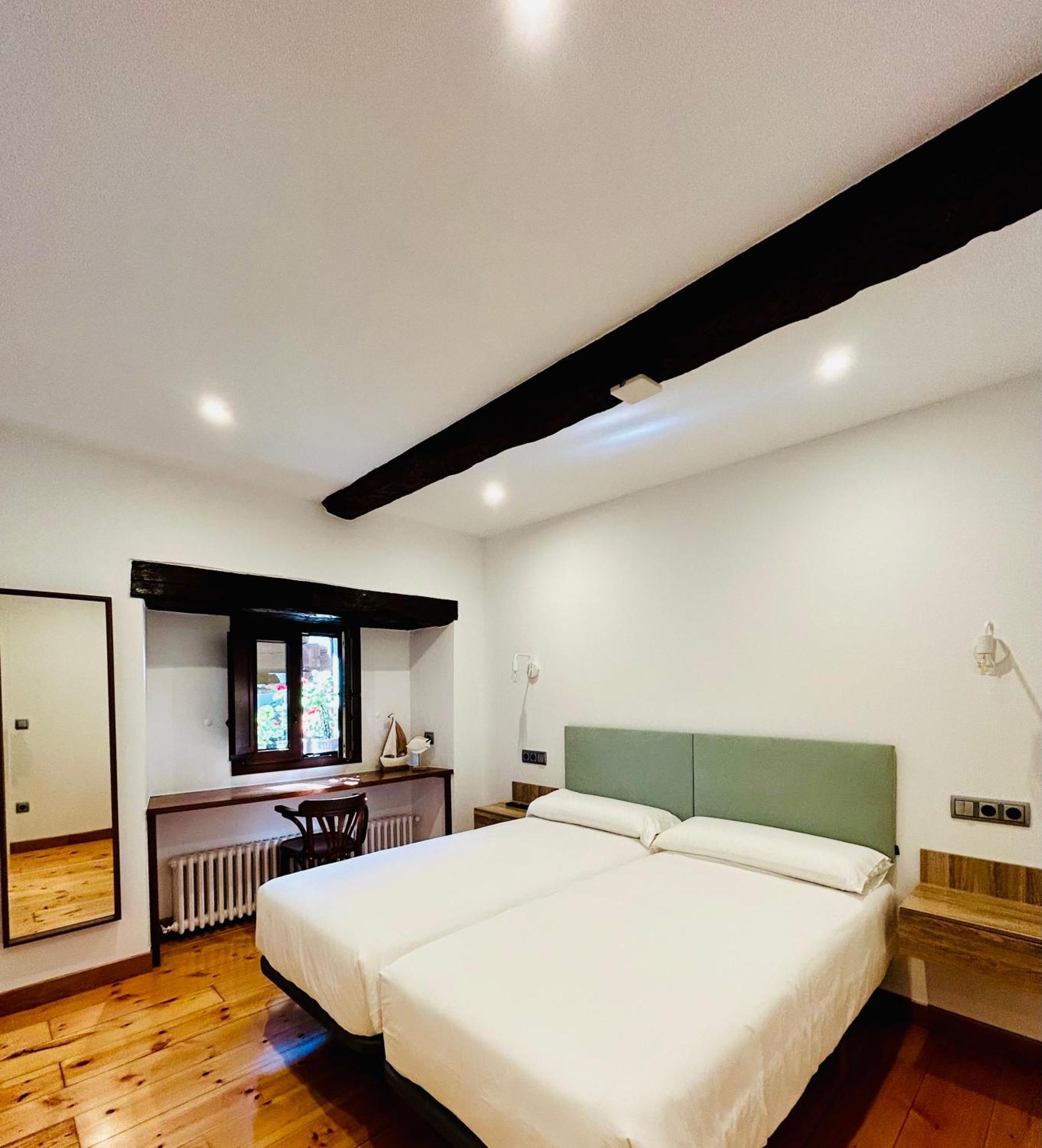 Apartamentos Rurales L'Arquera يانس المظهر الخارجي الصورة