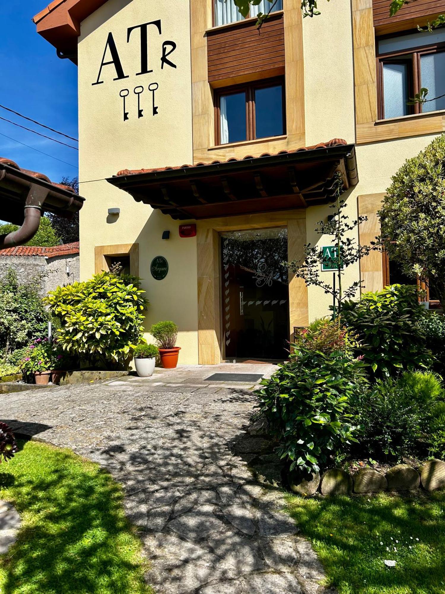 Apartamentos Rurales L'Arquera يانس المظهر الخارجي الصورة